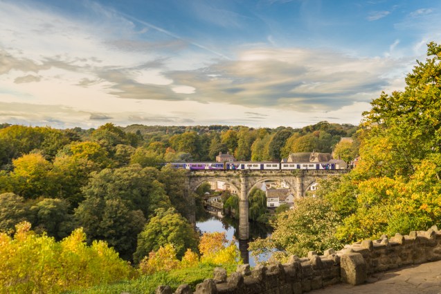 Train crossing Viaduct